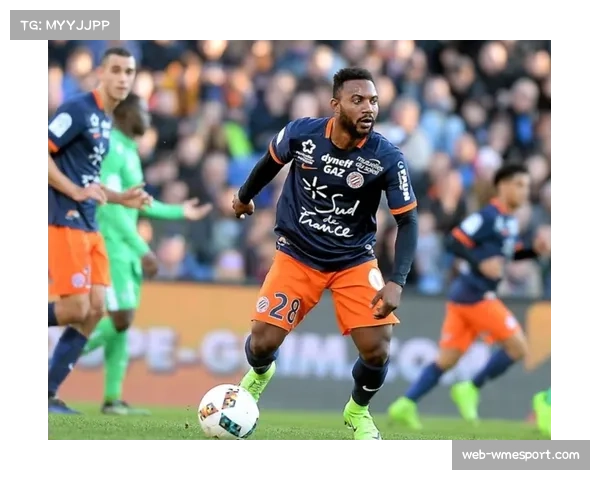 马赛赛前训练课重点演练定位球防守,应对蒙彼利埃高空优势